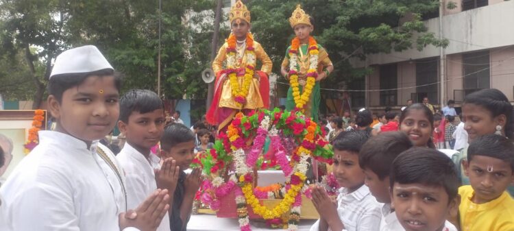 आषाढी एकादशीनिमित्त दिंडी सोहळा संपन्न
