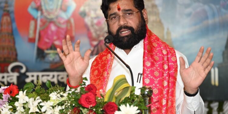 मुख्यमंत्री एकनाथ शिंदे यांच्या हस्ते राजर्षी छत्रपती शाहू महाराज मराठा सांस्कृतिक भवनचे भूमिपूजन