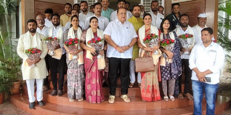 मुख्यमंत्री माझी लाडकी बहीण योजनेअंतर्गत नवनियुक्त अशासकीय सदस्यांचा मंत्री हसन मुश्रीफ यांच्या हस्ते सत्कार