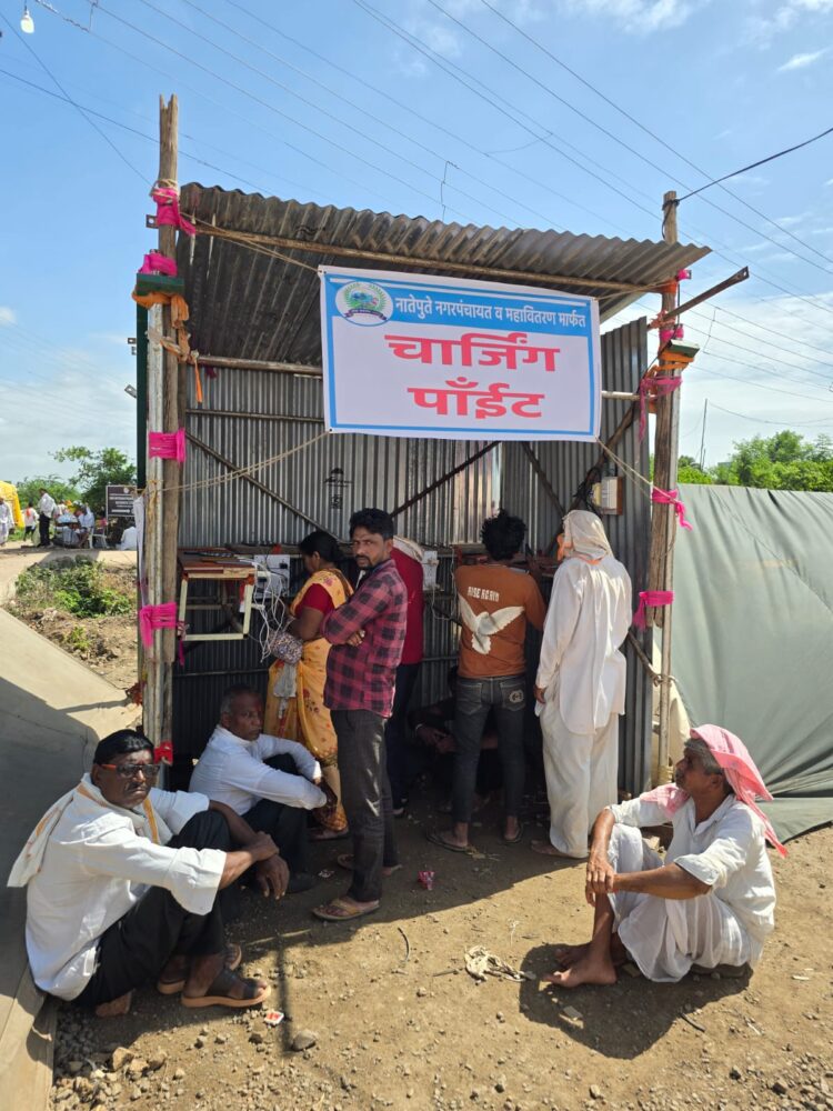 नातेपुते नगरपंचायतीने वारकऱ्यांना नाविन्यपूर्ण सुविधा उपलब्ध केल्या,वारकरीही सुविधा बद्दल समाधानी!