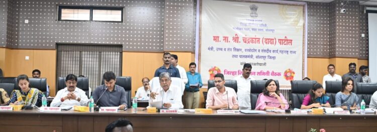 जिल्हा वार्षिक योजना सन 2024-25 च्या 857 कोटी मंजूर निधीच्या कामांचे प्रस्ताव शासकीय यंत्रणांनी तात्काळ द्यावेत – पालकमंत्री चंद्रकांत पाटील