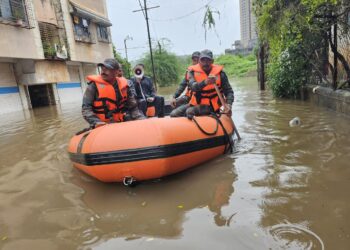 पुण्यात पूरग्रस्तांच्या मदतीसाठी भारतीय लष्कराची तुकडी तैनात