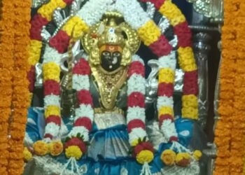 तोगटवीर समाजाच्या एक हजार महिलांनी केला कुलस्वामिनी श्री चौडेश्वरी देवीला जलाभिषेकम…
