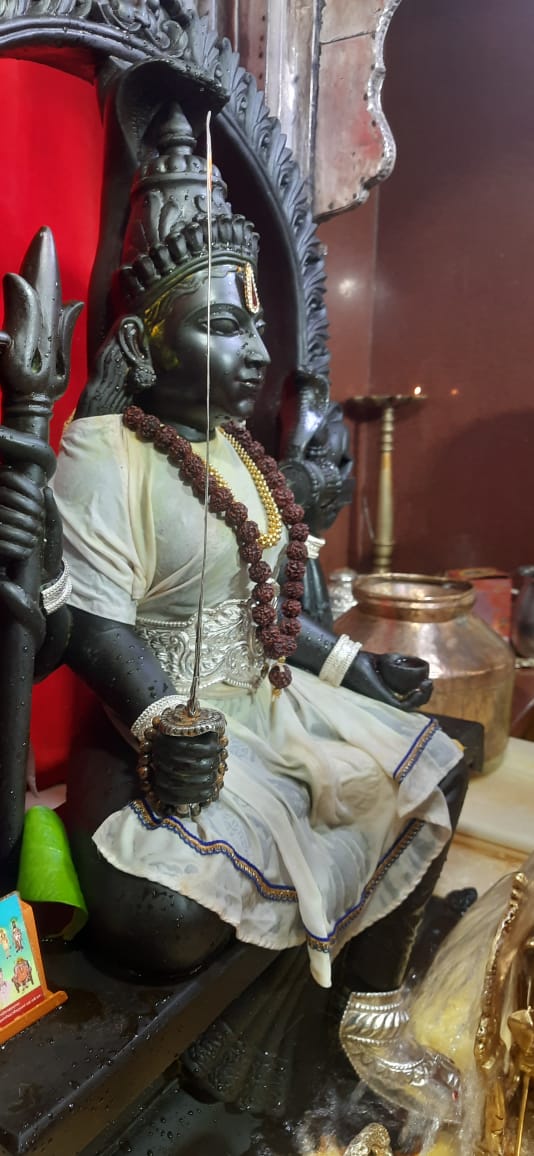 तोगटवीर समाजाच्या एक हजार महिलांनी केला कुलस्वामिनी श्री चौडेश्वरी देवीला जलाभिषेकम…