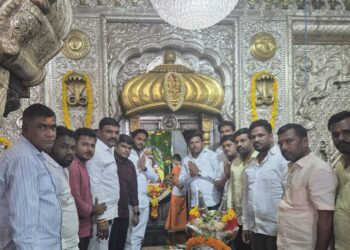 अमर पाटील यांनी निवडणुकीचे रणशिंग फुंकले; गावभेट दौरा,शाखा उद्घाटनाचा धडाका