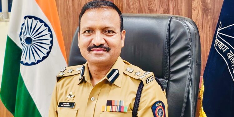 सोलापूरचे सुपुत्र अप्पर पोलीस आयुक्त दत्तात्रय शिंदे यांना राष्ट्रपती पदक जाहिर