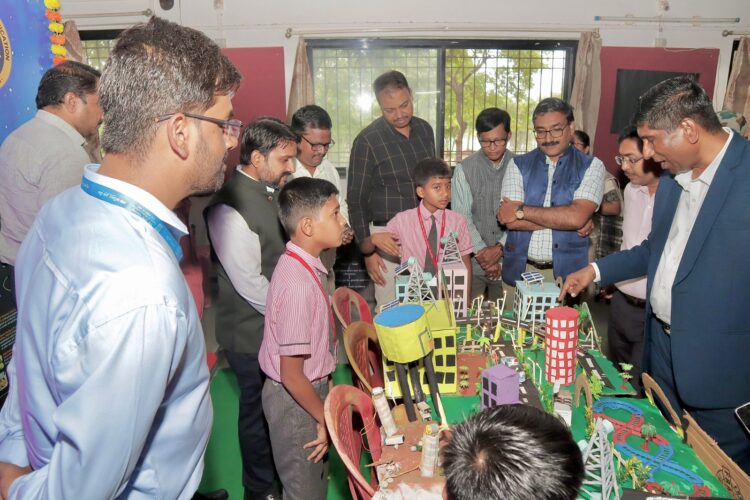 इस्रोच्या चांद्रयान-३ मोहिमेचा प्रवास अंतराळ संशोधक व भारतीयांसाठी प्रेरणादायी – कुलगुरू डॉ प्रकाश महानवर यांचे प्रतिपादन