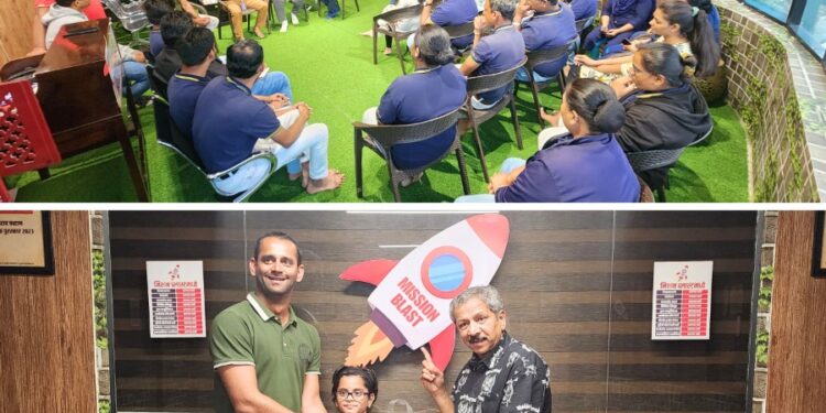 सुनंदन लेले यांची स्पाईस एन आईस च्या सोलापूर ऑफीस ला ग्रेट भेट