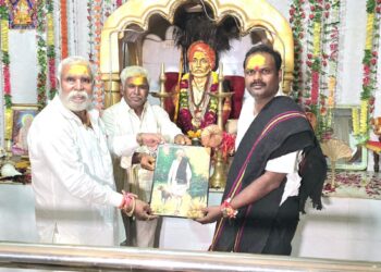 बेलाटीच्या बाळूमामा मंदिरासाठी भावी आमदार सोमनाथ वैद्य यांनी केली अशीही मदत..