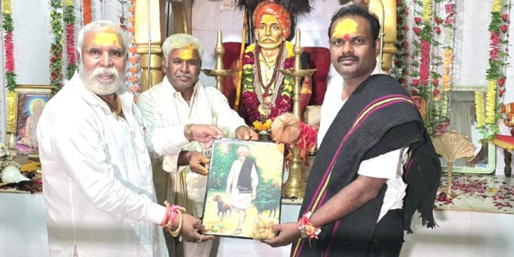 बेलाटीच्या बाळूमामा मंदिरासाठी भावी आमदार सोमनाथ वैद्य यांनी केली अशीही मदत..