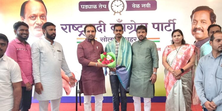 सोलापूरच्या आदित्य प्रधान यांची १० व्या आशियाई युवा पुरुष हॅंडबाॅल स्पर्धेसाठीसाठी निवड
