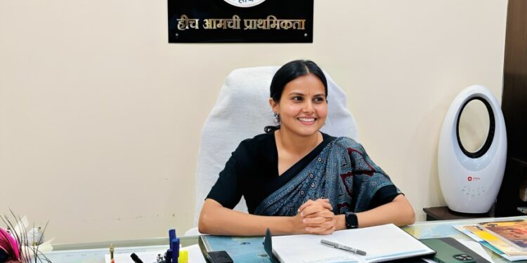 सोलापूर जिल्हा परिषदेच्या सीईओ मनीषा आव्हाळे यांची बदली…