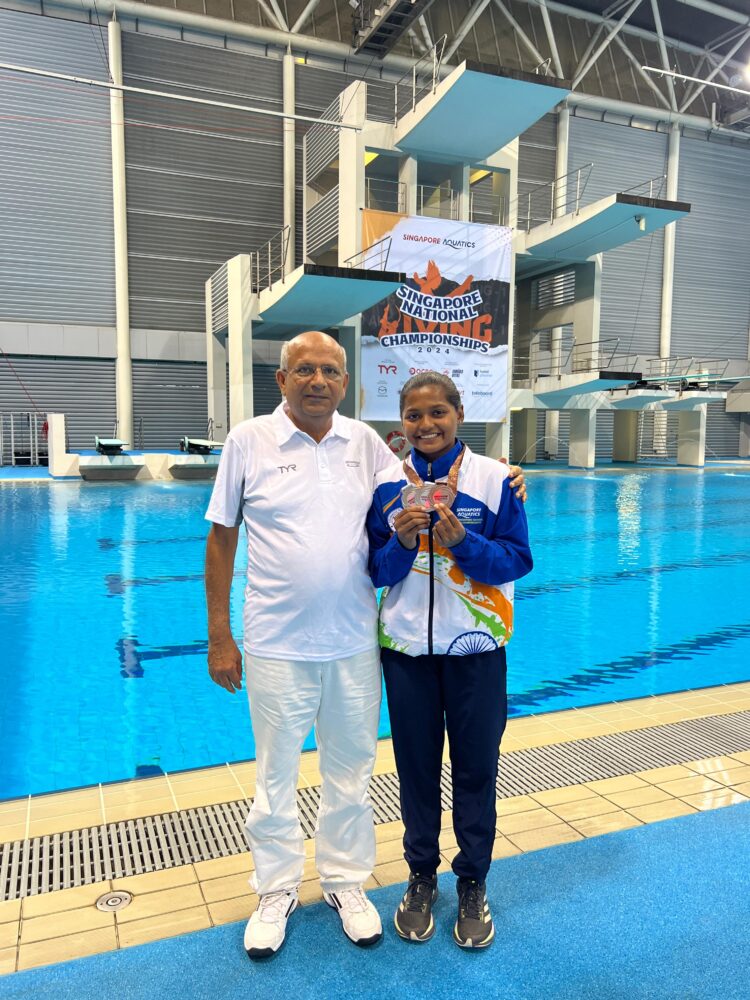 सिंगापूर नॅशनल चैम्पियनशिप मध्ये सोलापूरच्या श्रावणी सूर्यवंशी ला २ सिल्वर १ बाँझ पदक 🥇