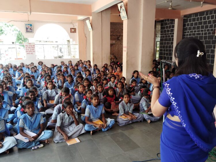 छाती व गर्भाशयाच्या कॅन्सरबाबत महिलानी जागृत असणे गरजेचे – डॉ. श्रद्धा जवंजाळ