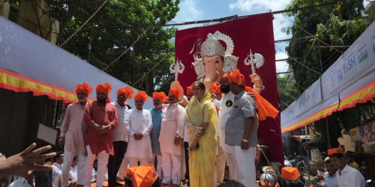 श्री समर्थ तरूण मंडळाच्याश्री समर्थ गणपती चे जल्लोषात आगमन