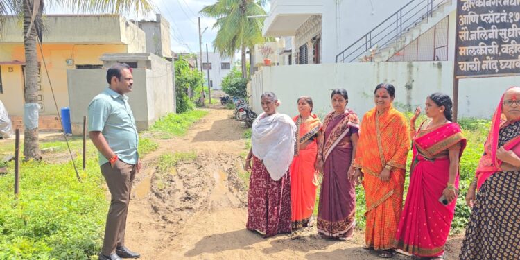 सोमेश्वर यांनी जाणून घेतल्या द्वारका नगरातील समस्या…