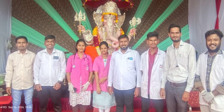 सैफुल येथील ओम गर्जना गणपती मंडळात आरोग्य शिबीर उस्ताहात संपन्न..