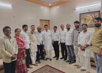 अभी नहीं तो कभी नहीं म्हणत शहर उत्तर विधानसभेसाठी एकत्रित येऊन भाजप नेत्यांनी ठोकला विजय देशमुखांविरोधात शद्दु