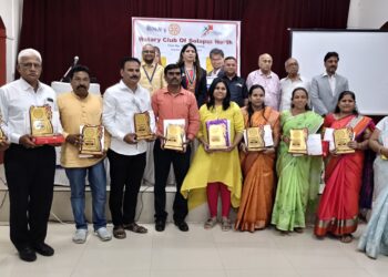 नेशन बिल्डर अवॉर्ड ने केले शिक्षकांना सन्मानित – रोटरी क्लब ऑफ सोलापूर नॉर्थ चा उपक्रम