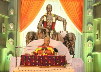 W. BC Swami Gobind Dev Giriji: Beginning of the story of Chhatrapati Shri Shivaji Maharaj