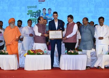 जिल्हाधिकारी कुमार आशीर्वाद यांच्या नेतृत्वाखाली मुख्यमंत्री माझी लाडकी बहीण योजना वचनपूर्ती सोहळा यशस्वी