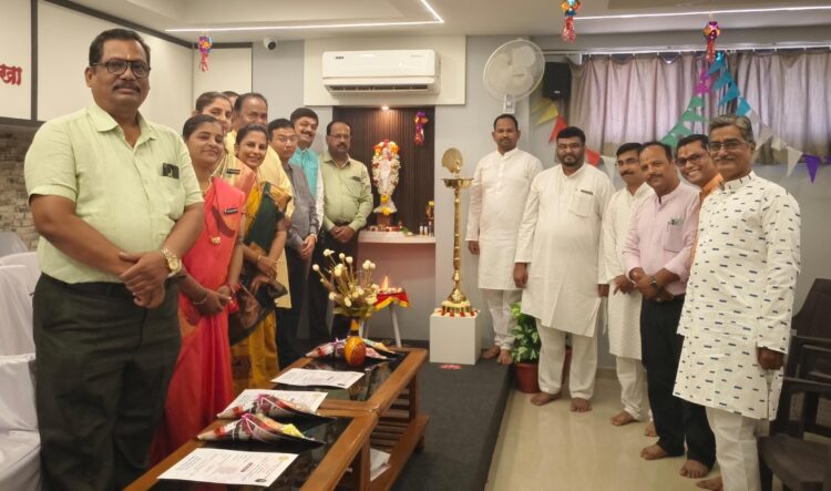 निमा भवन येथे निमा सोलापूर शाखेकडून विविध उपक्रमांनी धन्वंतरी जयंती साजरी