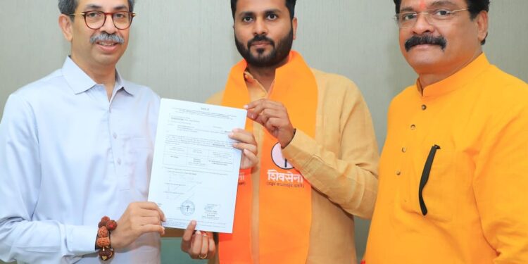 अमर पाटलांना द. सोलापूरची ठाकरे गटाची उमेदवारी, माजी आमदार दिलीप मानेंची कोंडी