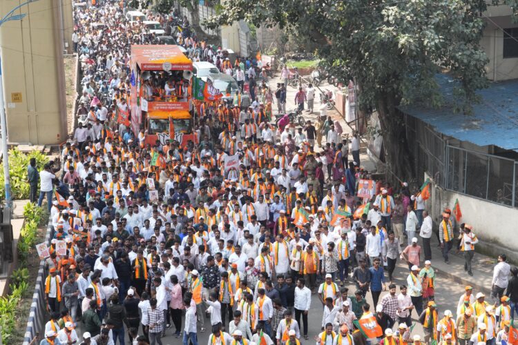 आ. चंद्रकांतदादा पाटील यांच्या उमेदवारी अर्ज भरण्याच्या रॅलीला अभूतपूर्व प्रतिसाद