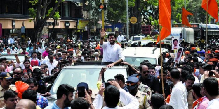 आज राज्यात कोण-कोणत्या बड्या नेत्यांनी अर्ज भरले पहा…