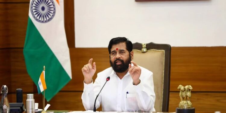 मंत्रिमंडळाकडून घोषणांचा पाऊस; महिनाभरात घेण्यात आले १६५ निर्णय