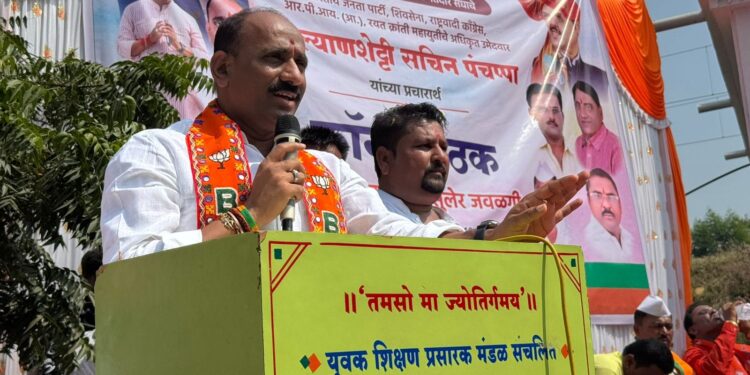 आ. सचिन कल्याणशेट्टींच्या सुलेरजवळगे येथील कॉर्नर बैठीला मोठा प्रतिसाद