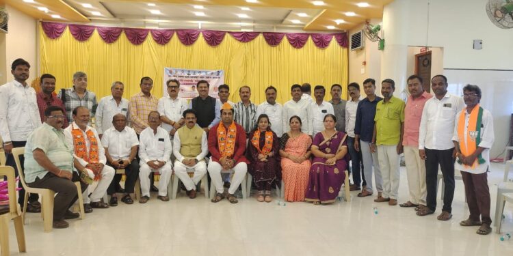 सोलापुरातील औद्योगिक विकास आणि रोजगारासाठी महायुती आग्रही