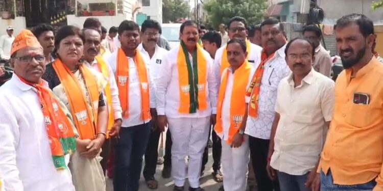 प्रभाग ६ राजेश कोठे नगर येथून विजयकुमार देशमुख यांच्या प्रचारार्थ पदयात्रा