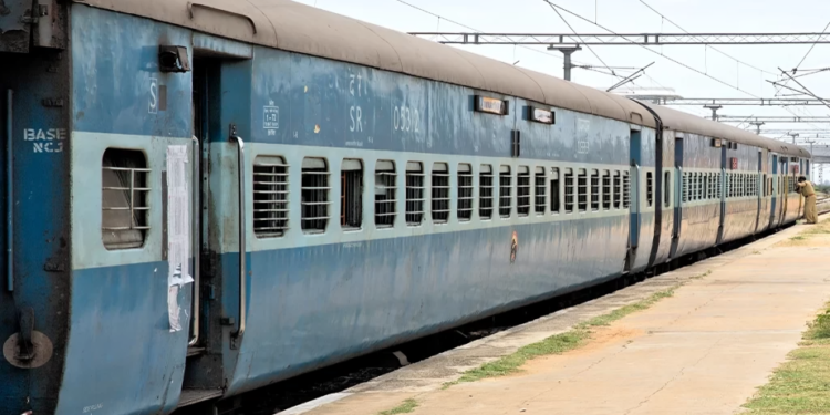 ६ डिसेंबर महापरिनिर्वाण दिनानिमित्त सोलापूर विभागातून विशेष गाडी चालणार