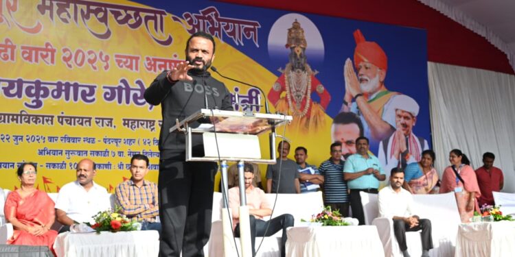 महास्वच्छता अभियानातून स्वच्छतेचा संदेश घरोघरी पोहोचवण्याचे क्रांतिकारी कार्य झाले – पालकमंत्री जयकुमार गोरे
