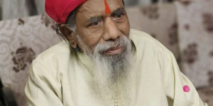 मुख्यमंत्री देवेंद्र फडणवीस यांची ज्येष्ठ साहित्यिक मारूती चितमपल्ली यांना श्रद्धांजली