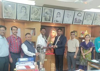 पुण्यश्लोक अहिल्यादेवी होळकर सोलापूर विद्यापीठातील प्रतीक उग्राल यास भारत सरकारचे रु. दोन लाखांचे पारितोषिक