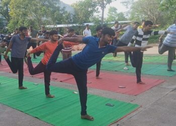 भारतरत्न इंदिरा गांधी अभियांत्रिकी महाविद्यालय योग दिन साजरा..