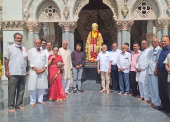 सोलापूर महापालिकेच्या इंद्रभुनाचे संस्थापक आप्पासाहेब वारद यांच्या नावाने महापालिका कर्मचाऱ्यांना पुरस्कार देणार..