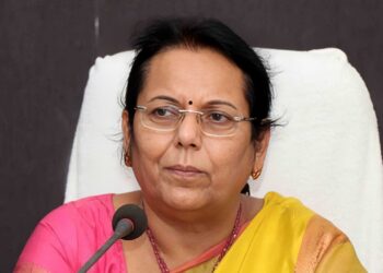 पोलीस विभागाने कौटुंबिक संरक्षण कायद्यानुसार महिलांच्या सुरक्षेला अधिक प्राधान्य द्यावे – उपसभापती गोऱ्हे