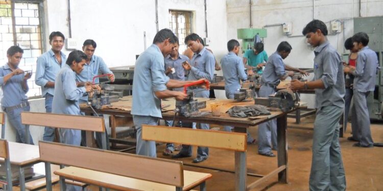 जागतिक युवा कौशल्य विकास दिनानिमित्त 15 जुलै रोजी विशेष रोजगार मेळाव्याचे कार्यक्रमाचे आयोजन..