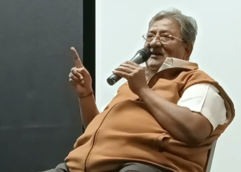 या वर्षीचा आस्तित्व राज्यस्तरीय रंगसाधक पुरस्कार छत्रपती संभाजीनगर च्या डॉ. दिलीप घारे यांना