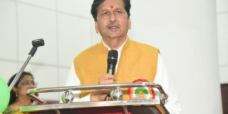 राज्यातील ७० औद्योगिक प्रशिक्षण संस्थांमध्ये नवीन अभ्यासक्रम होणार सुरू – मंत्री मंगल प्रभात लोढा