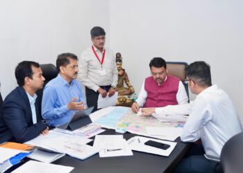 पंढरपूर कॉरिडॉर: मुख्यमंत्र्यांनी घेतली भूसंपादनाची माहिती