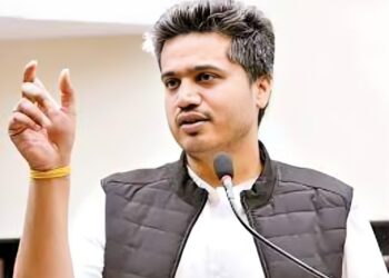 ED चे अधिकारी बिचारे आदेशाचे धनी – आ.रोहित पवार..