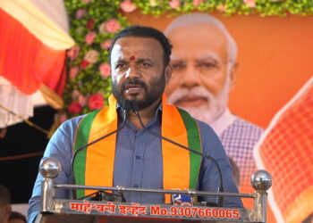 देवेंद्र कोठे हे शहर विकासाचा व्यापक विचार करणारे आमदार – पालकमंत्री जयकुमार गोरे