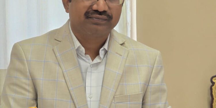 शिक्षणाधिकारी सचिन जगताप महिन्यातून दोन दिवस घेणार संवाद दिन