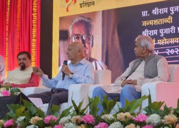 प्रा. श्रीराम पुजारी यांचे व्यक्तीमत्व रत्नासारखे : सुशीलकुमार शिंदे