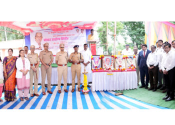 स्व.विष्णुपंत कोठे यांच्या जयंतीनिमित्त पोलीस मुख्यालयात आरोग्य शिबिर संपन्न