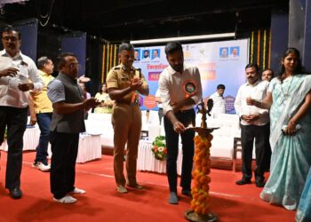 महसूल सप्ताहाचा उत्साहात शुभारंभ…